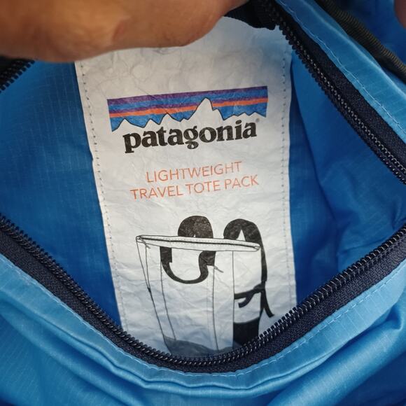Patagonia Ultralight Travel Tote Pack Backpack-Vessel Sky Blue & Navy - Picture 3 of 7
